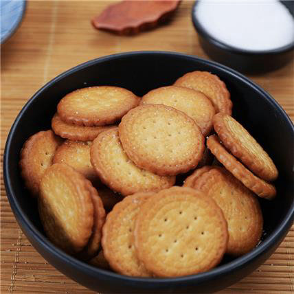 卡慕网红小饼干抖音日式小圆饼海盐味休闲零食整箱1.02kg一件代发
